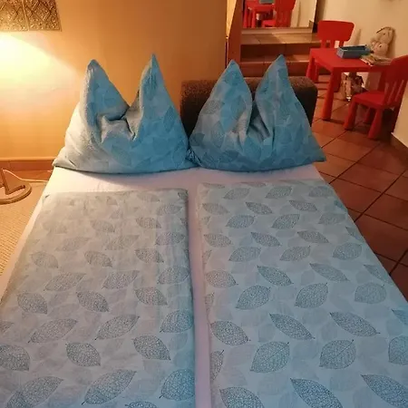 Schuhmann Therme Aquapulco Ikuna Erlebnispark Zoo Schmiding 20 Min Mit Auto Entfernt Mit Wintergarten Und Garten Ab 3 Naechte Buchbar Апартаменты Hinzenbach