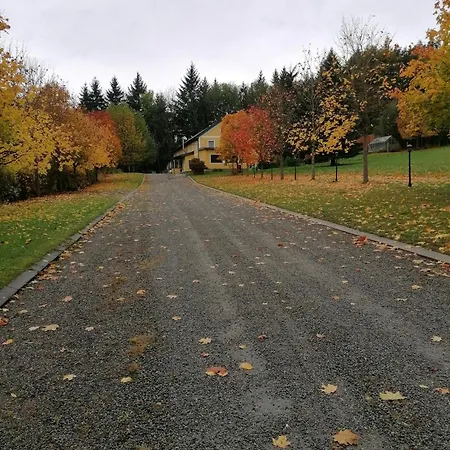 Schuhmann Therme Aquapulco Ikuna Erlebnispark Zoo Schmiding 20 Min Mit Auto Entfernt Mit Wintergarten Und Garten Ab 3 Naechte Buchbar *
